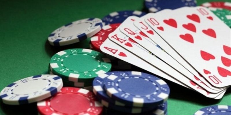 Các thông tin về game bài tại cổng game 